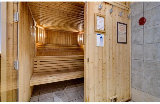 4-5 Personnes Skis Aux Pieds Piscine Interieure Sauna Hammam