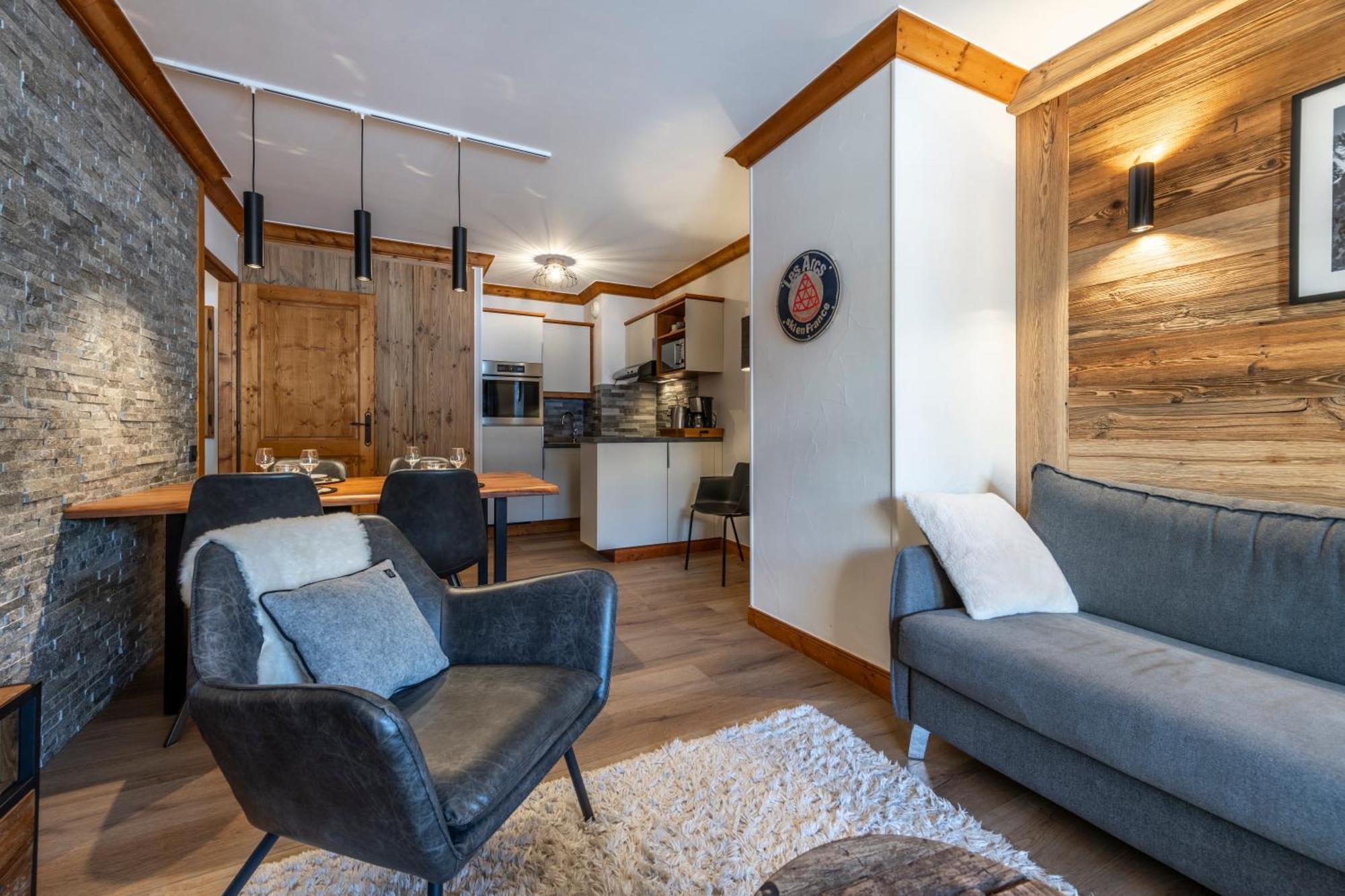 Apartment 4-5 Personnes Skis Aux Pieds Piscine Interieure Sauna Hammam Les Arcs (Savoie)